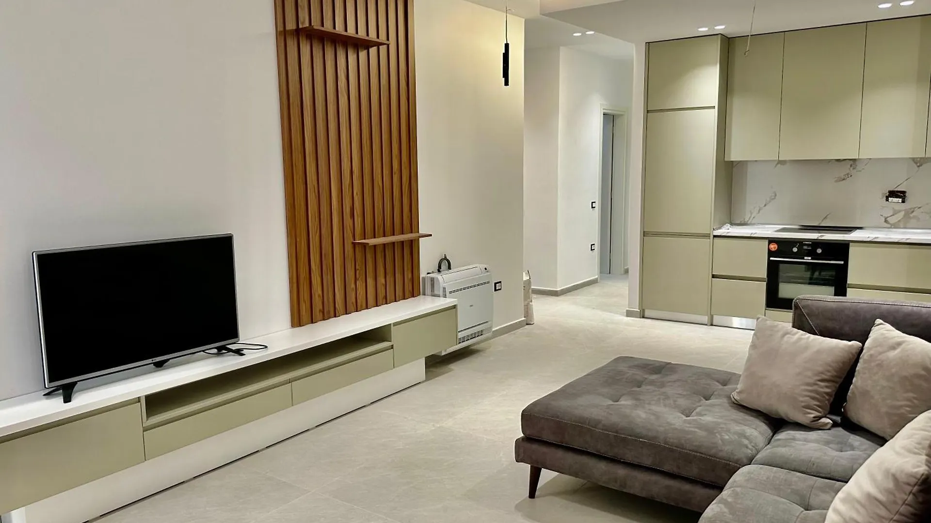 Miramar Del Golf Apartment Vlore Albania